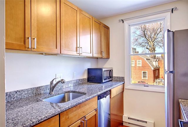 274 South Main Street 27, Providence, RI 02903