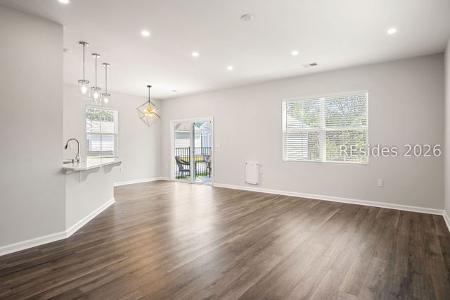 9 Whispering Oaks Cir, Okatie, SC 29909