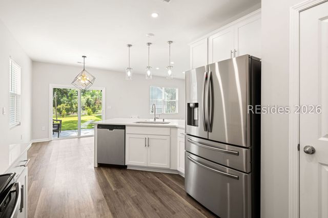 9 Whispering Oaks Cir, Okatie, SC 29909