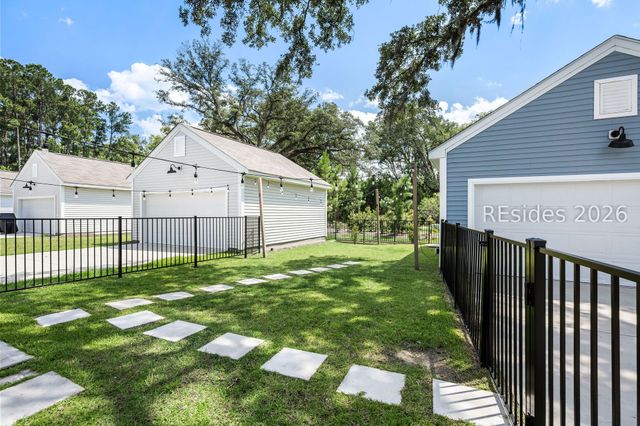9 Whispering Oaks Cir, Okatie, SC 29909