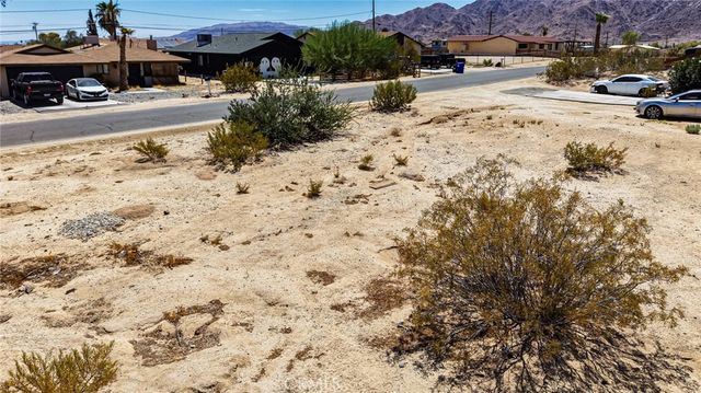 6246 Cahuilla Avenue, 29 Palms, CA 92277