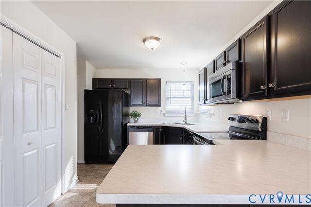 5077 Warwick Rd, Richmond, VA 23224