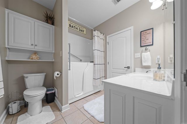 518 Amity Rd Apt E1, Hot Springs, AR 71913