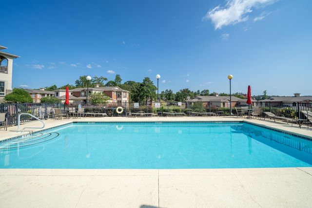 518 Amity Rd Apt E1, Hot Springs, AR 71913