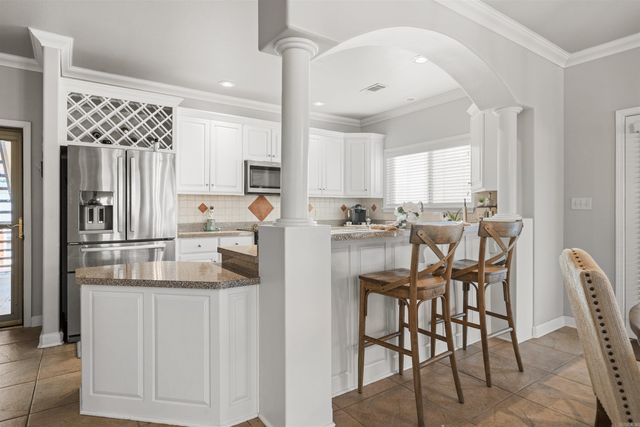 518 Amity Rd Apt E1, Hot Springs, AR 71913