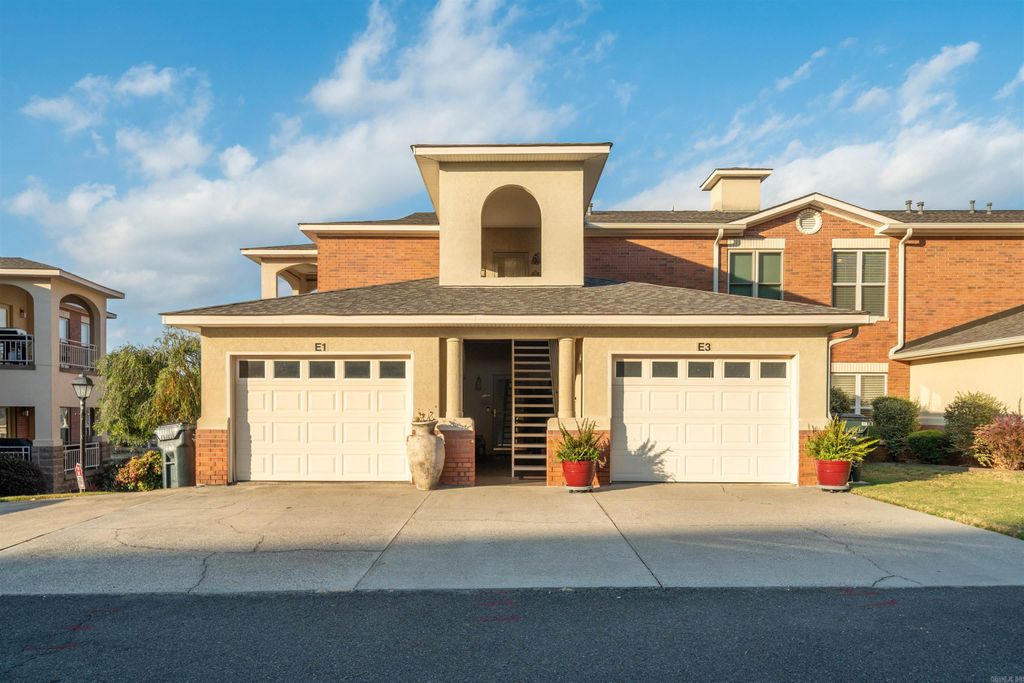 518 Amity Rd Apt E1, Hot Springs, AR 71913