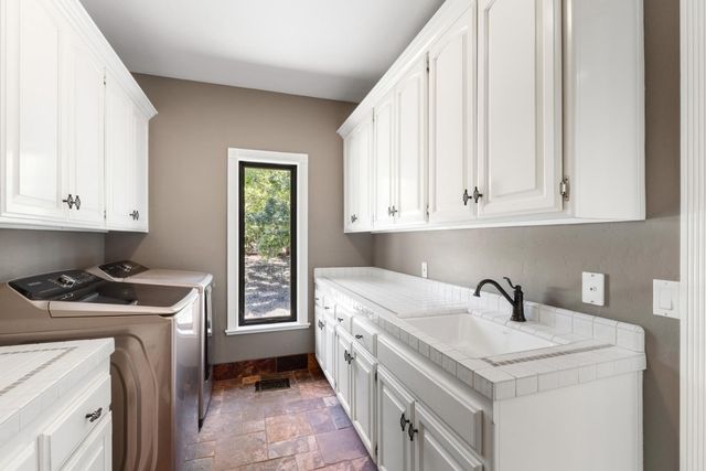 2571 Highland Hills Dr, El Dorado Hills, CA 95762