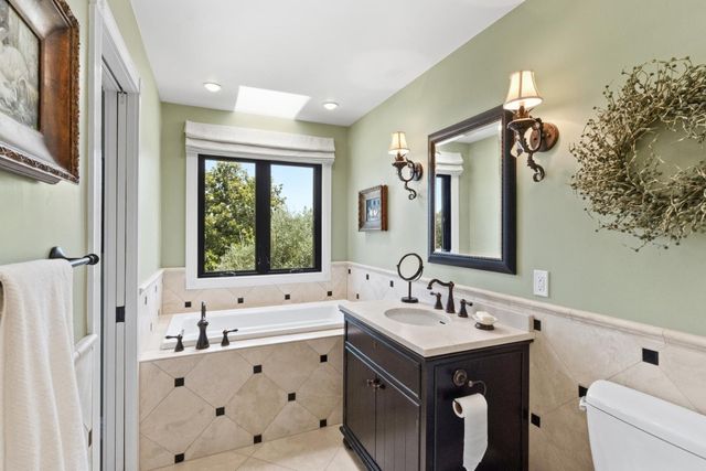 2571 Highland Hills Dr, El Dorado Hills, CA 95762
