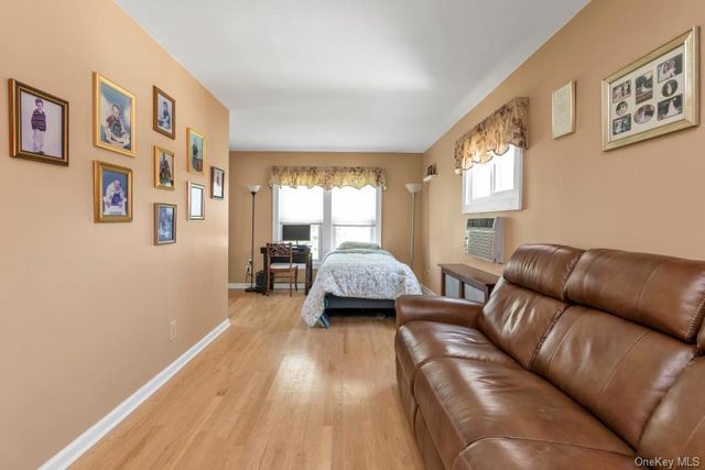 145 Raymond Street, Rockville Centre, NY 11570