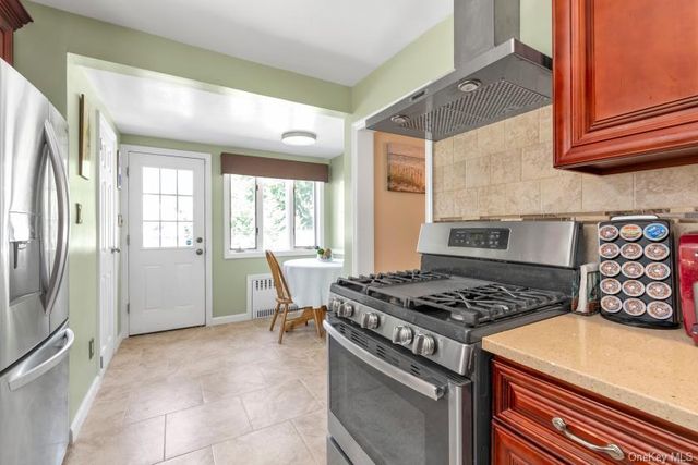 145 Raymond Street, Rockville Centre, NY 11570