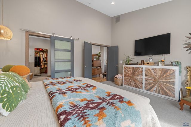 23645 WILDERNESS CANYON RD, Rapid City, SD 57702