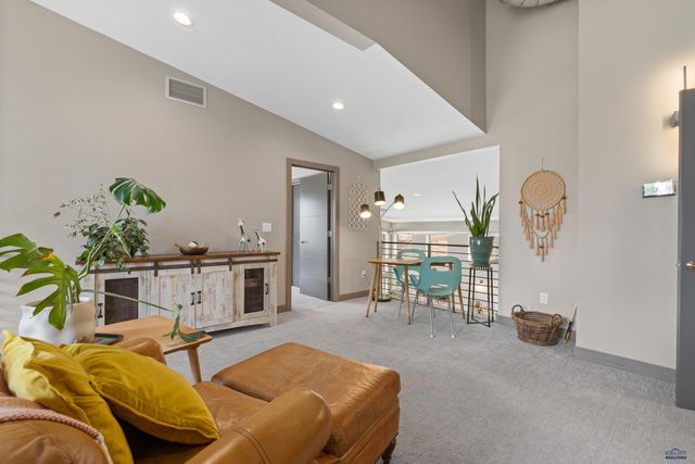 23645 WILDERNESS CANYON RD, Rapid City, SD 57702