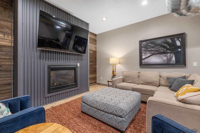 23645 WILDERNESS CANYON RD, Rapid City, SD 57702