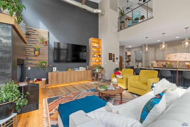 23645 WILDERNESS CANYON RD, Rapid City, SD 57702