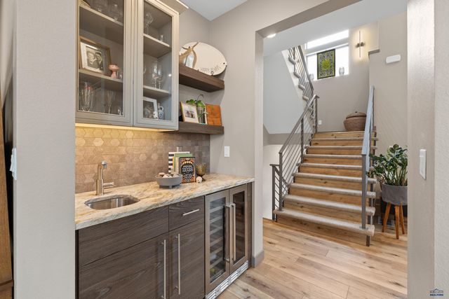 23645 WILDERNESS CANYON RD, Rapid City, SD 57702