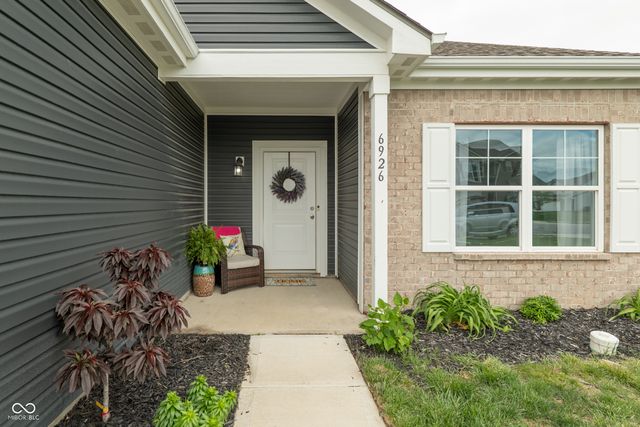 6926 Honeysuckle Way, Pendleton, IN 46064
