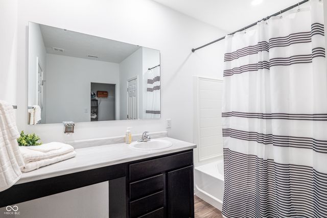 6926 Honeysuckle Way, Pendleton, IN 46064