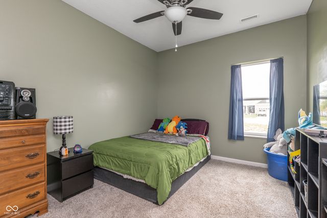 6926 Honeysuckle Way, Pendleton, IN 46064