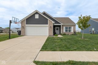 6926 Honeysuckle Way, Pendleton, IN 46064