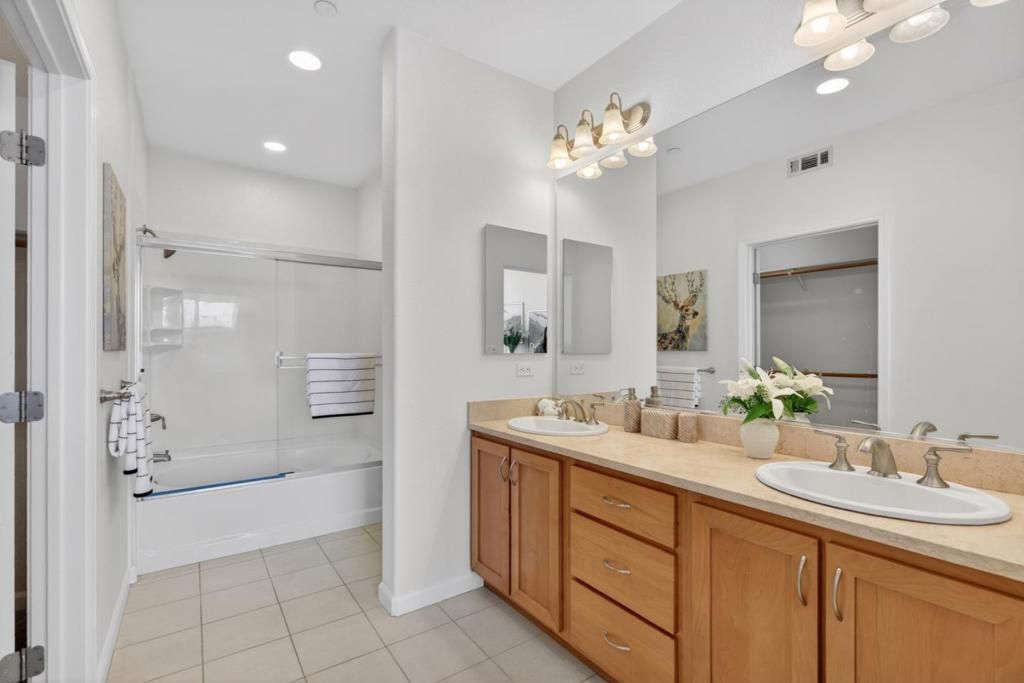 Image 17 of property listing at 1388 Broadway 480, Millbrae, CA 94030