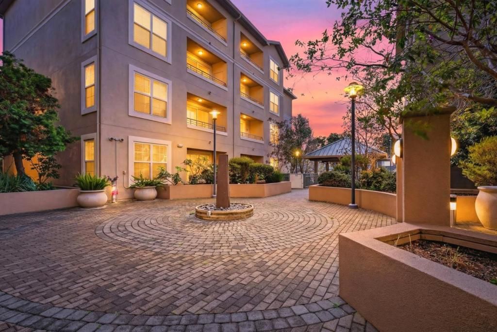 Image 26 of property listing at 1388 Broadway 480, Millbrae, CA 94030