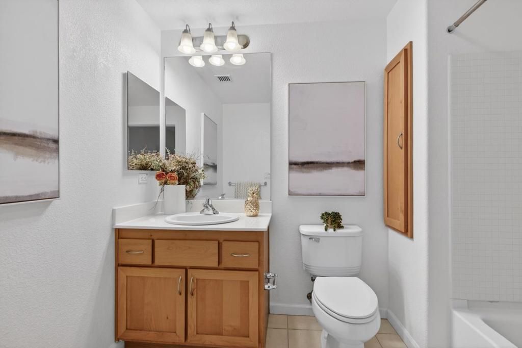 Image 27 of property listing at 1388 Broadway 480, Millbrae, CA 94030