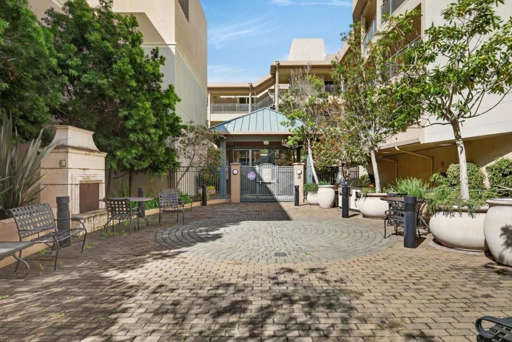 Image 38 of property listing at 1388 Broadway 480, Millbrae, CA 94030