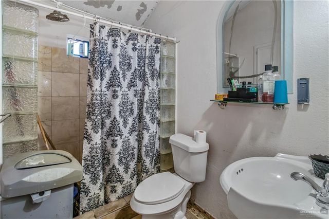 1000 N Mayberry Boulevard, Mission, TX 78573