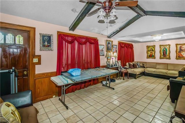 1000 N Mayberry Boulevard, Mission, TX 78573