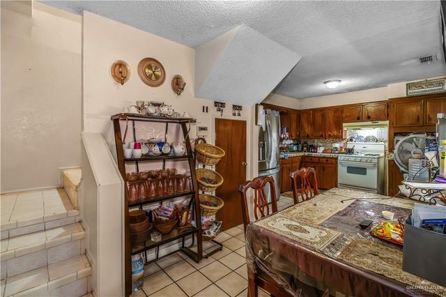 1000 N Mayberry Boulevard, Mission, TX 78573