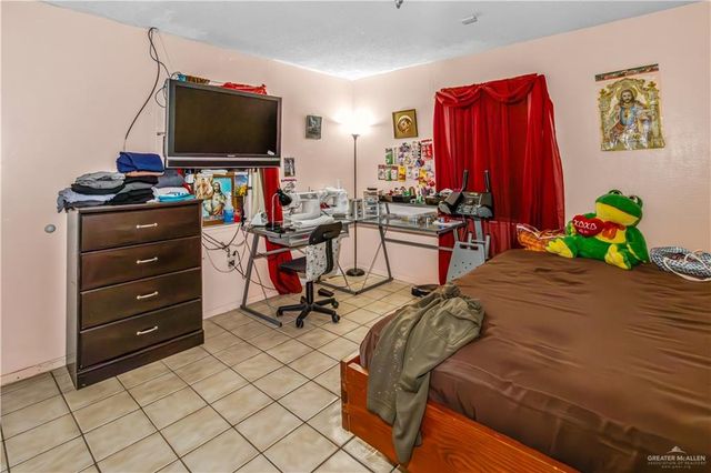 1000 N Mayberry Boulevard, Mission, TX 78573