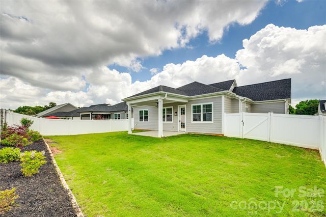13702 Tranquil Day Drive, Matthews, NC 28105
