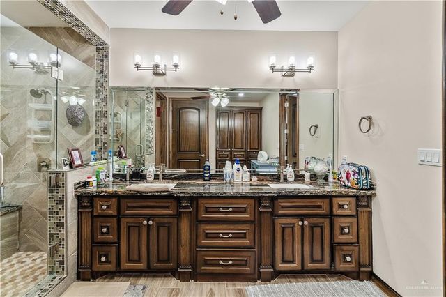 1936 Tierra Santa Circle, Edinburg, TX 78542