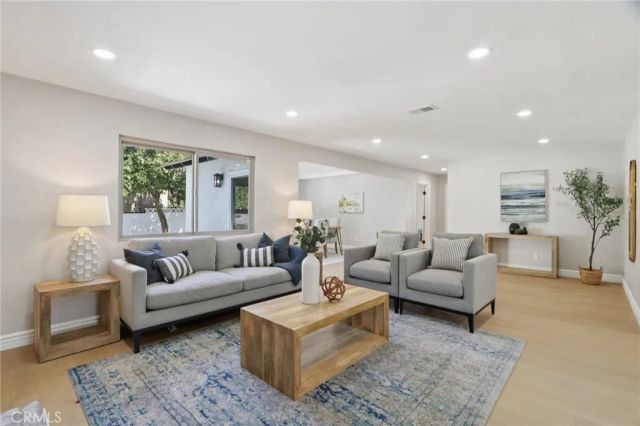 15631 Harvest Street, Granada Hills, CA 91344