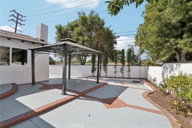 15631 Harvest Street, Granada Hills, CA 91344