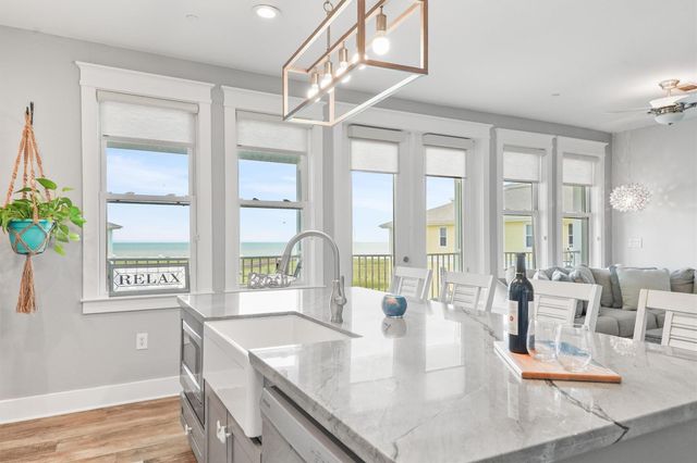4231 Pointe West Drive 302, Galveston, TX 77554