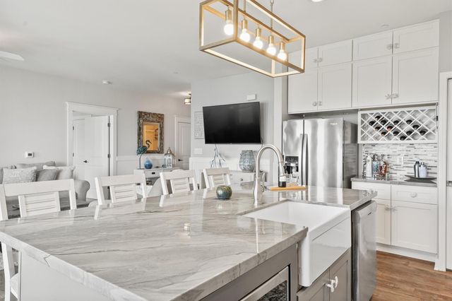 4231 Pointe West Drive 302, Galveston, TX 77554