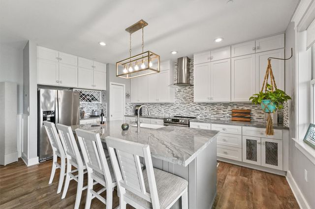 4231 Pointe West Drive 302, Galveston, TX 77554