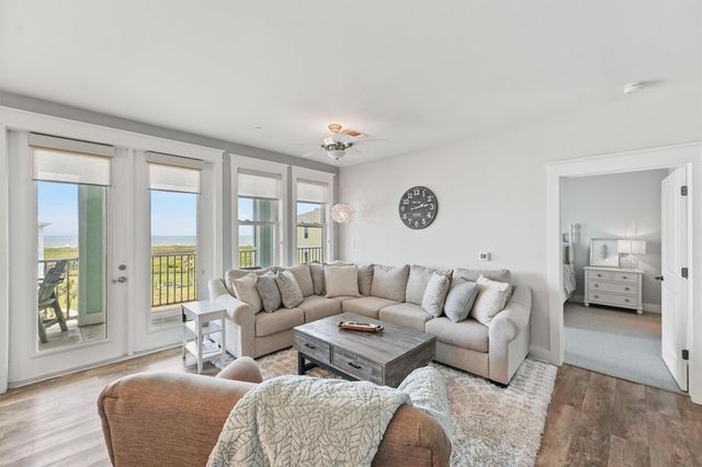 4231 Pointe West Drive 302, Galveston, TX 77554