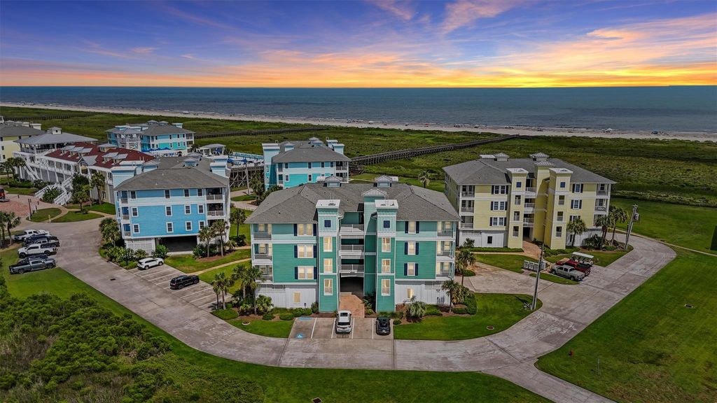 4231 Pointe West Drive 302, Galveston, TX 77554