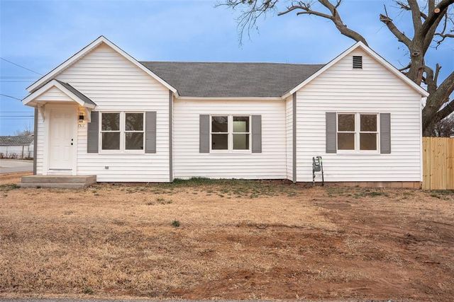 1501 S Evans Avenue, El Reno, OK 73036