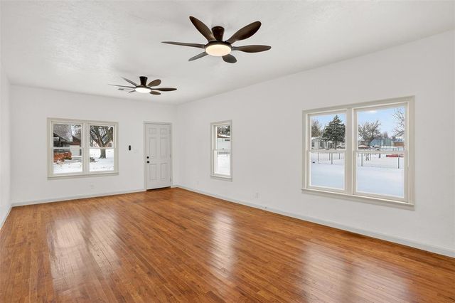 1501 S Evans Avenue, El Reno, OK 73036