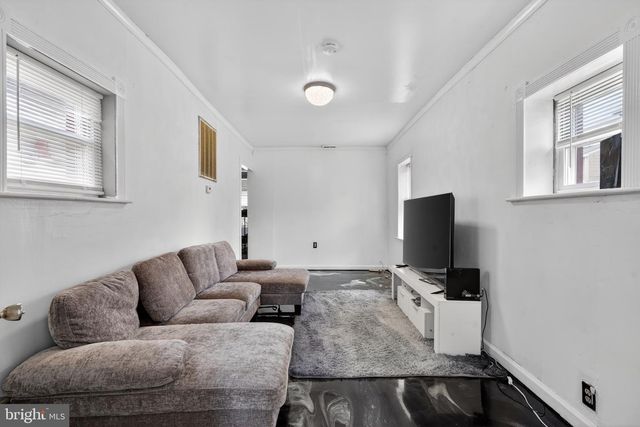 120 DOBBS AVE, Bellmawr, NJ 08031
