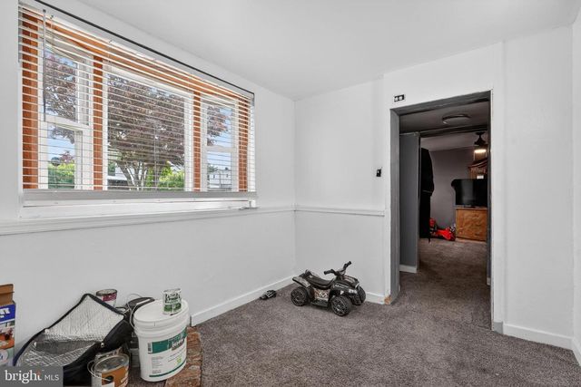 120 DOBBS AVE, Bellmawr, NJ 08031