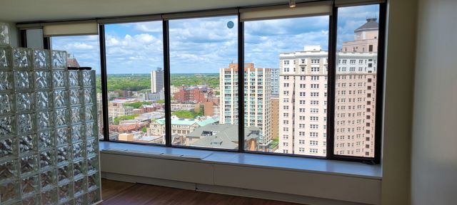 5455 N Sheridan Road 2207, Chicago, IL 60640