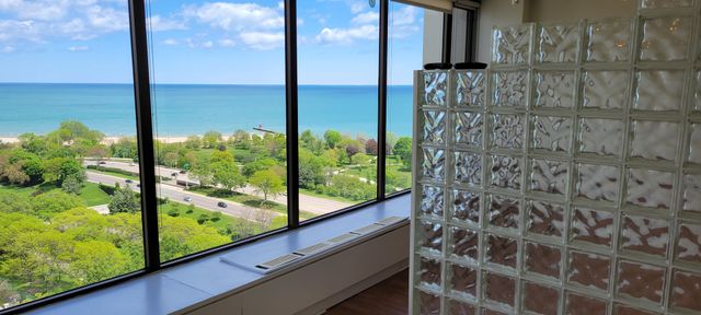 5455 N Sheridan Road 2207, Chicago, IL 60640