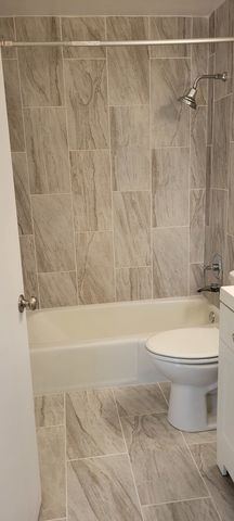 5455 N Sheridan Road 2207, Chicago, IL 60640