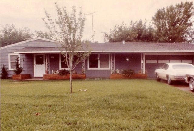 321 20th Avenue N, Texas City, TX 77590
