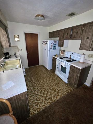 73 S HARRISON STREET, Beverly Hills, FL 34465