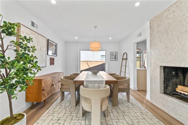 1521 Mural, Claremont, CA 91711